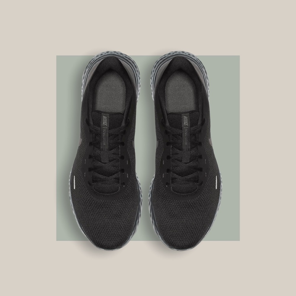 👟 NEW Nike Revolution 5 Shoes - 10 👟 - Picture 4 of 11